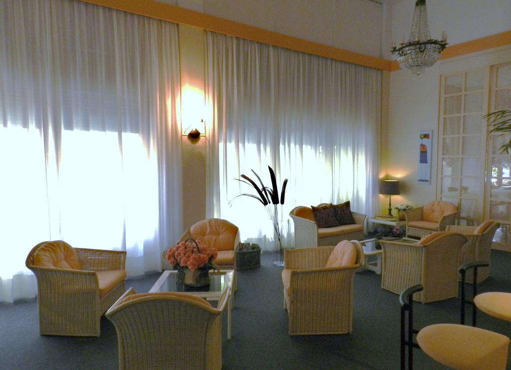 Park Hotel Albisola Superiore Exteriör bild
